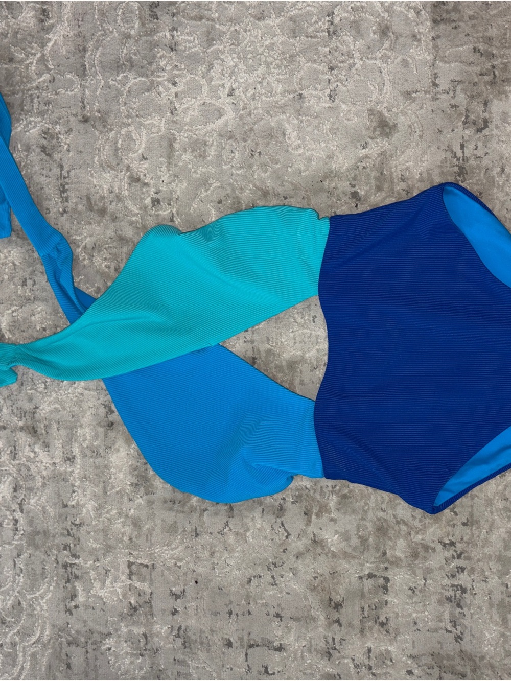 Beach Riot Cross over Multi-Color Swimsuit - Picture 3 of 4